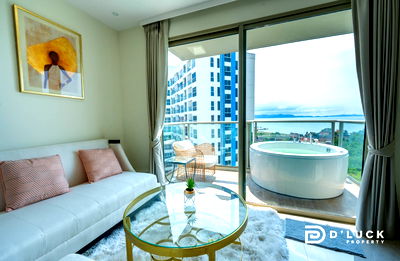 Condos for rent : FOR RENT! The Riviera Monaco - Super Luxury Condo in Pattaya! Sea View, Private Jacuzzi Included!