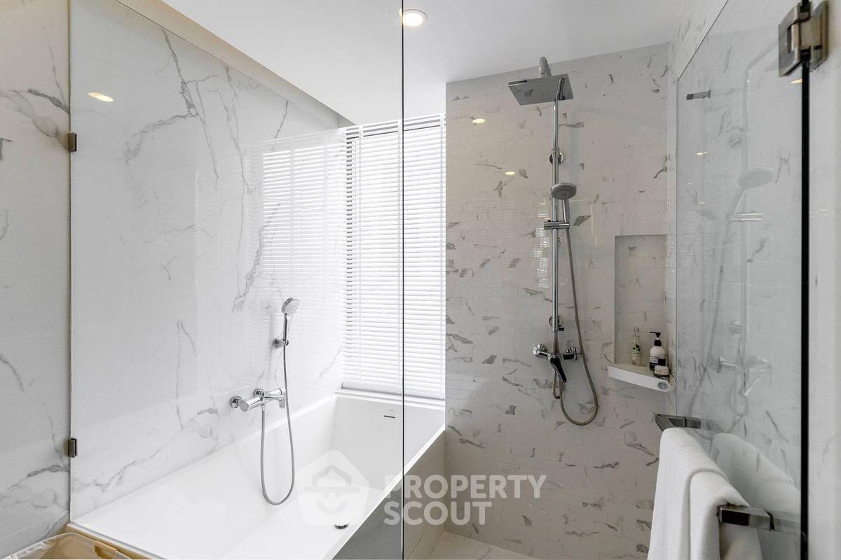 picture 2-BR Condo at Siamese Exclusive Queens near MRT Queen Sirikit National Convention Centre (ID 2450142) - 6/8