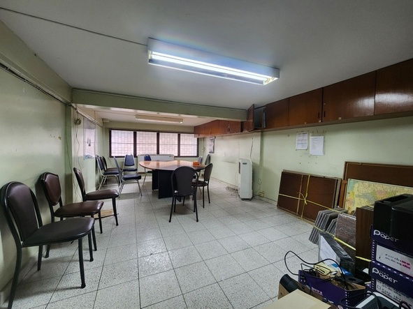 picture FOR SALE  COMMERCIAL BUILDING PROPERTY  4900000 BAHT. - 3/8