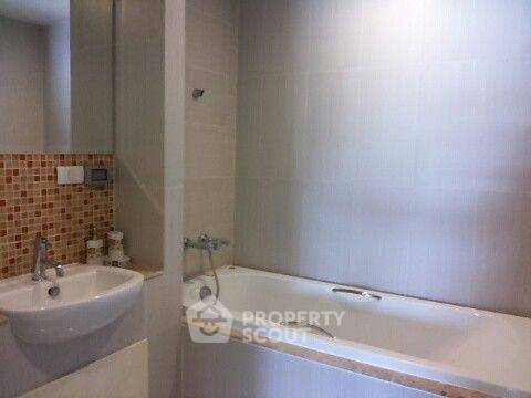 picture 1-BR Condo at The Alcove Sukhumvit 49 near BTS Phrom Phong (ID 2448815) - 9/9