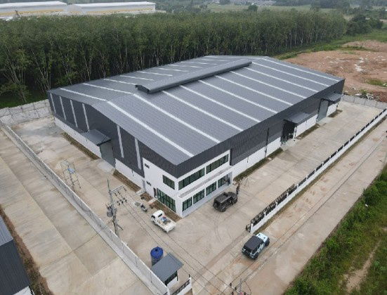 รูป ให้เช่าโกดัง โรงงาน พร้อมสำนักงาน สร้างใหม่ / ทำเล นิคมพัฒนา จ.ระยอง / พื้นที่ 3144 ตารางเมตร / พื้นที่สีเหลือง ขอ รง 4 ได้ / รถเทรลเลอร์ เข้าออกได้ - รูปที่ 1/14