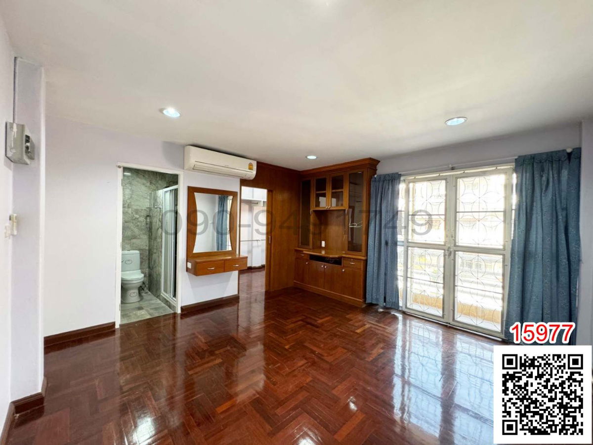 รูป ขาย ทาวน์เฮ้าส์ 4 ชั้น หมู่บ้าน วราธรวิลล์ พัฒนาการ 44 - รูปที่ 6/19