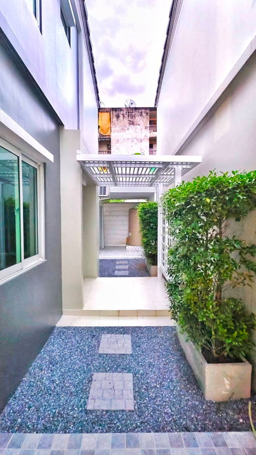 รูป ST13686 - The Village Bangna KM.10 - รูปที่ 3/6