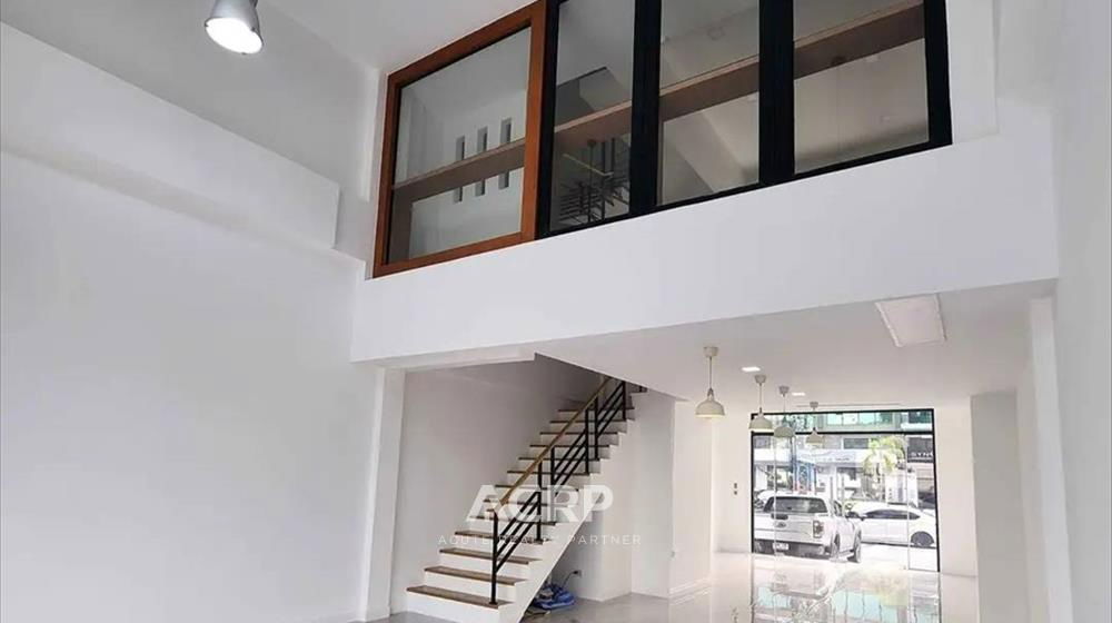 picture Modern 3.5-story home office for rent at H-Cape Biz Sector On Nut - Sukhapiban 2, on the main road. - 3/12