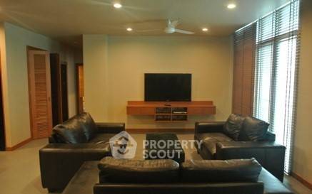 4-BR Condo at The Prime11 Sukhumvit Condominium near BTS Nana (ID 514478)