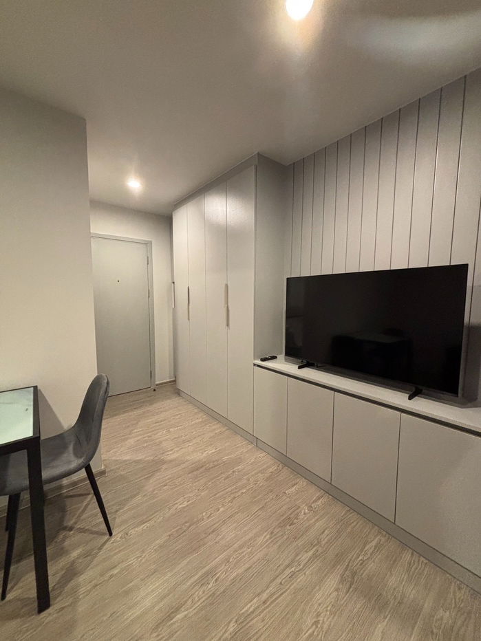 picture For rent Regent Home Bangna, Near BTS Bangna, 7th floor, owner speaks English - 3/13