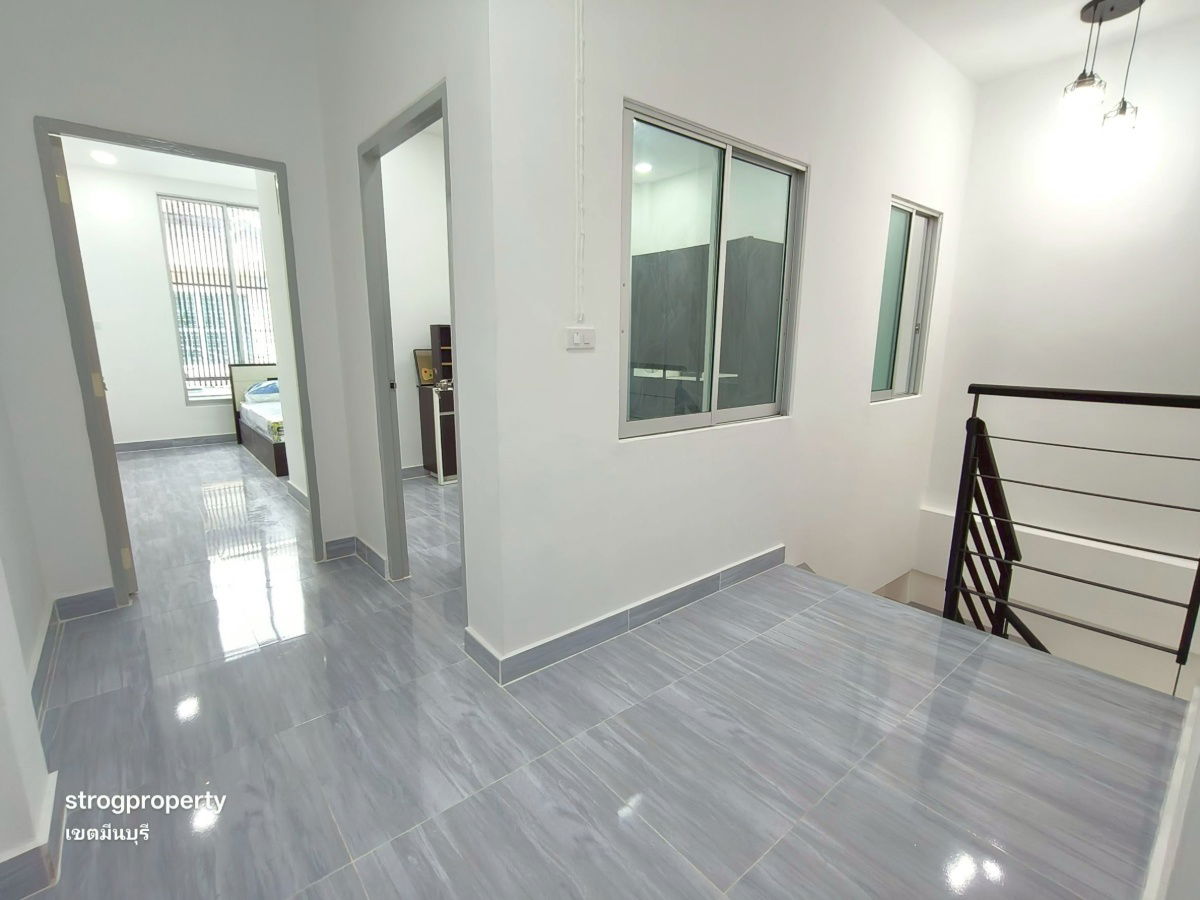 รูป ทาวน์เฮาส์ มีนบุรี ใกล้เมกาโฮม ถนนสุวินทวงศ์ ไปรษณีมีนบุรี ม.อาร์เคพาร์คออฟฟิต จอดรถ2 คัน นัดชมเลย 085-318-6868  - รูปที่ 17/19