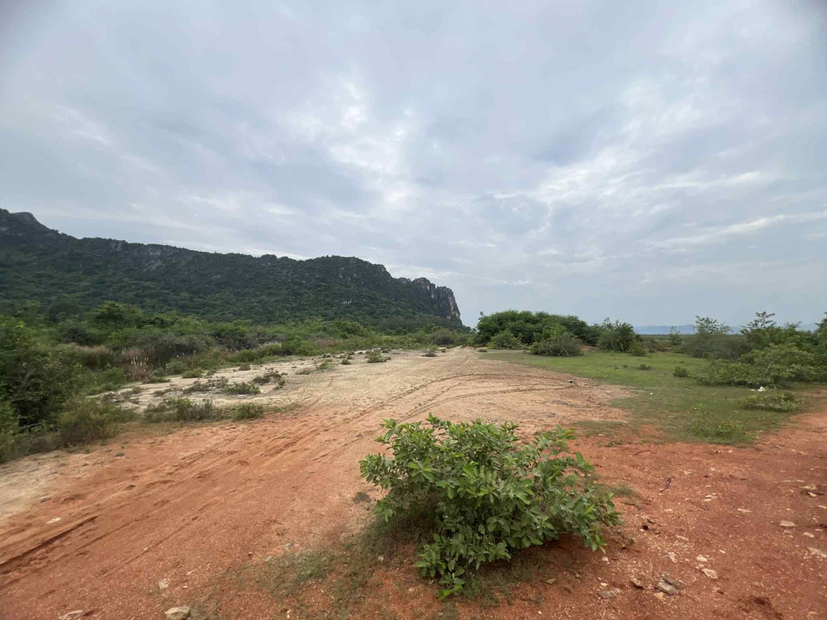 picture Large plot of land for sale, area 732 rai, Sam Roi Yot District, NS3K (can be changed to NS4J) - 2/7