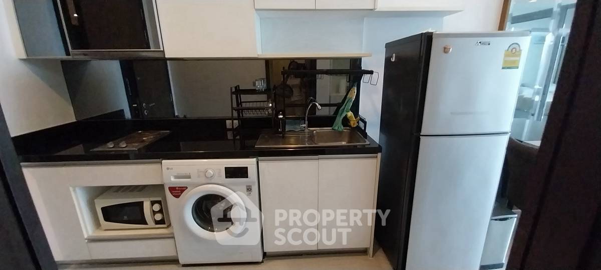 picture 1-BR Condo at Sky Walk Residences near BTS Phra Khanong (ID 2448935) - 8/8