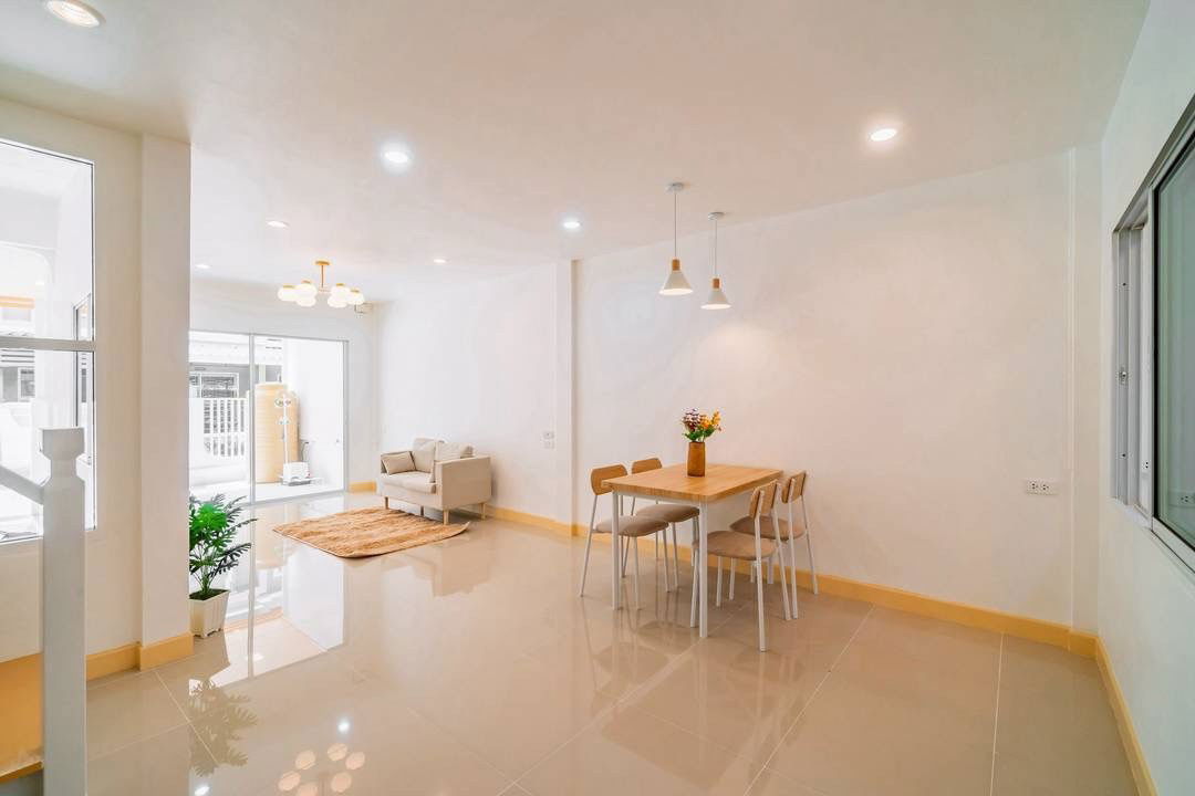 รูป 🏡 ทาวน์เฮ้าส์ 2 ชั้น ทำเลทองต้นโครงการ หมู่บ้านบัวทองธานี เฟส 17 ตกแต่งใหม่พร้อมอยู่ ใกล้รถไฟฟ้า MRT คลองบางไผ่ เพียง 2.19 ล้าน ฟรีโอน - รูปที่ 9/20