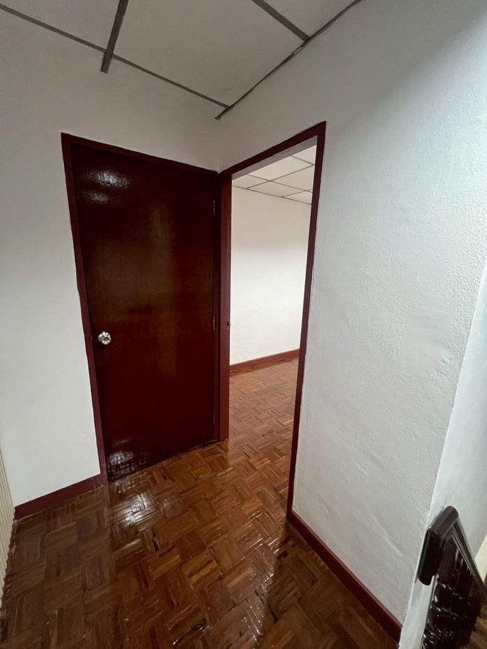 picture "Prime Location Alert: Newly renovated townhouse in Lak Si! Walking distance to BTS/MRT and 7-Eleven." - 16/22