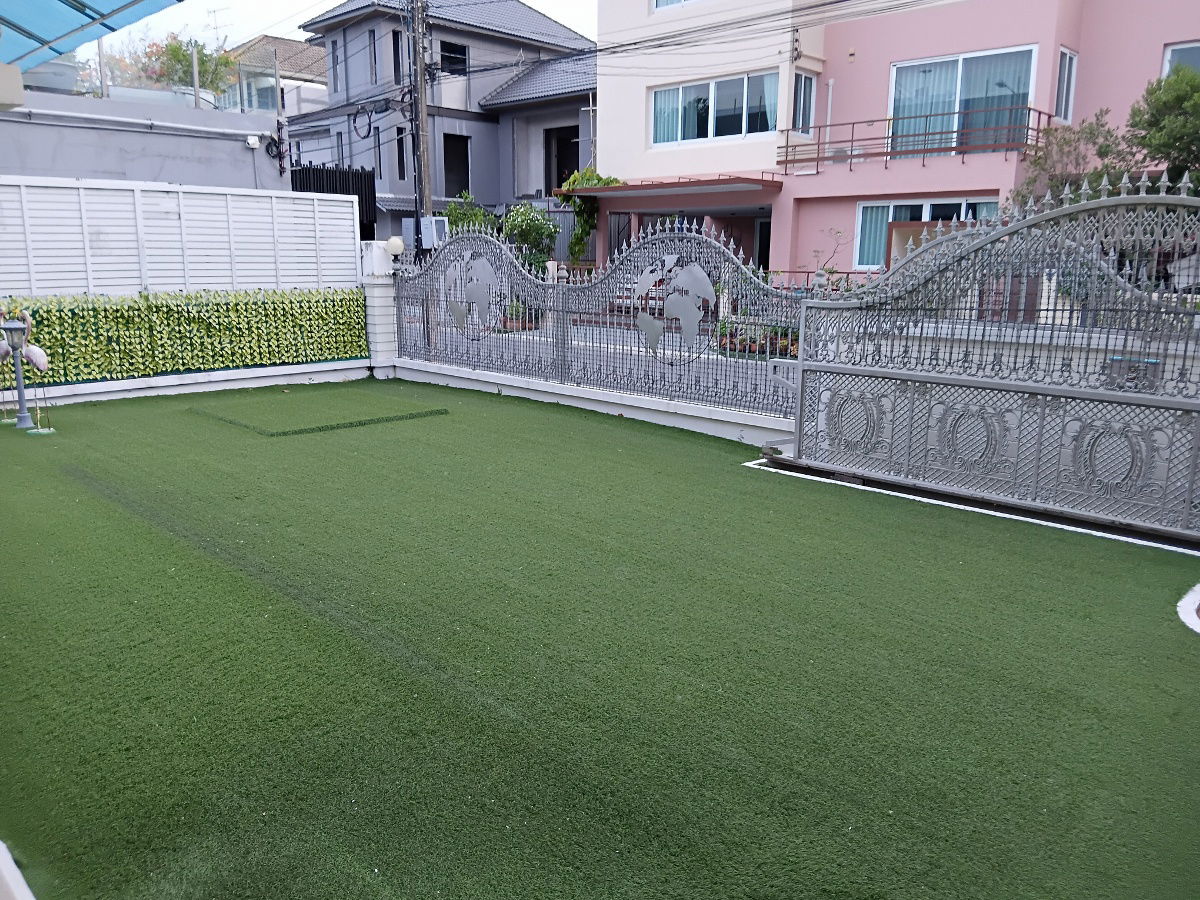 picture ON251102 For Sale: Large 2-Story Detached House in MANTANA-Suan Luang Rama IX Village - 4/23