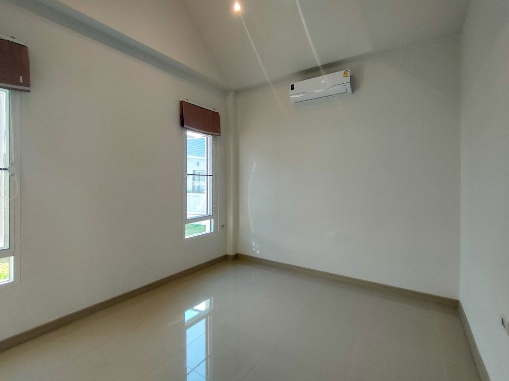 รูป บ้านพูลวิลล่าสร้างใหม่ให้เช่า ใกล้โรงเรียนนานาชาติลานนา หางดง เชียงใหม่ - รูปที่ 22/27