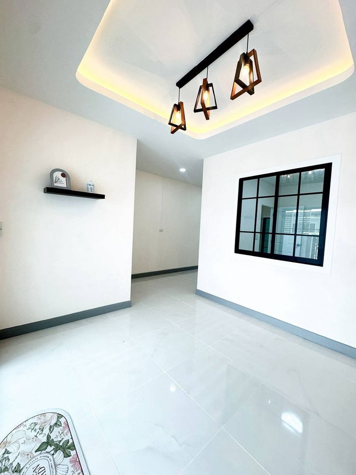 รูป ขายทาวน์เฮ้าส์ชั้นเดียว หมู่บ้านพิมลราช1 ถนนบ้านกล้วย-ไทรน้อย บางบัวทอง ตกแต่งใหม่พร้อมอยู่ 3 ห้องนอน 2 ห้องน้ำ ราคาเพียง 1,290,000 บาท ฟรีโอน - รูปที่ 14/18