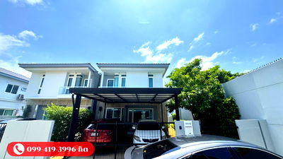 Twin houses for rent Metropolitan Electricty Authority Samut Prakan : Semi-detached house for rent, corner unit, new condition, with furniture and appliances, ready to move in, Inizio Srinakarin project