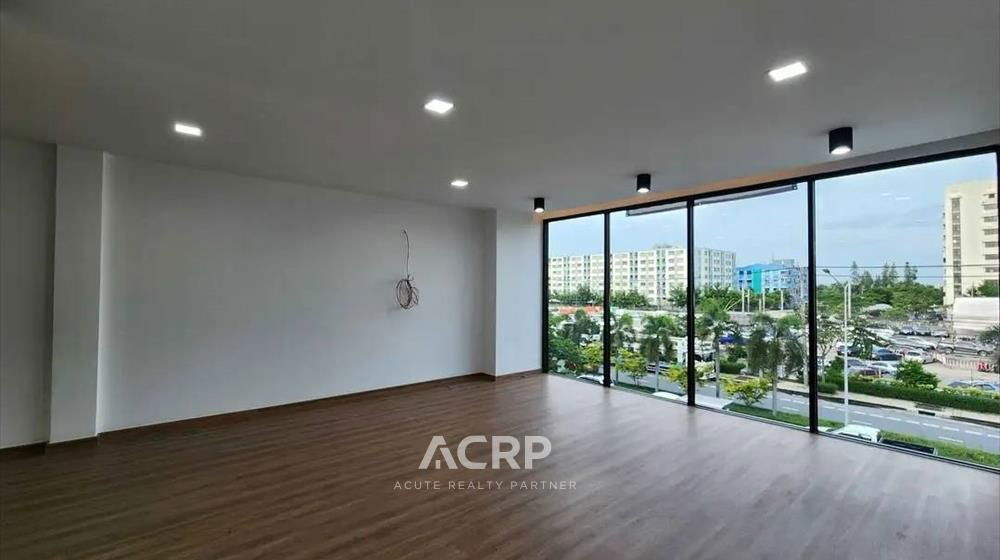 picture Modern 3.5-story home office for rent at H-Cape Biz Sector On Nut - Sukhapiban 2, on the main road. - 7/12