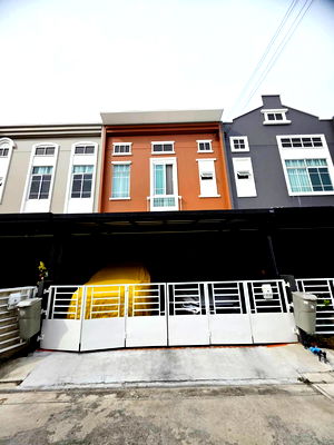 Townhouses for sale Pathumthani : Ready to move in! Great price, don’t miss out! Townhome for Sale – Siri Place 2, Bang Phun area, Rangsit–Pathum Thani Road Near expressway