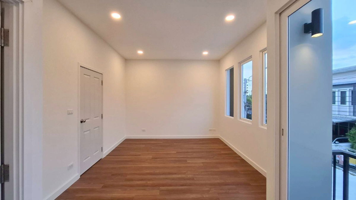 รูป 🏡 ขายทาวน์โฮม 2 ชั้น หลังมุม หมู่บ้านชวนชื่นทาวน์ กาญจนาบางใหญ่ ใกล้ตลาดชุมพล คลองประปาไม่ถึงกิโล เพียง 3,090,000 บาท - รูปที่ 17/20