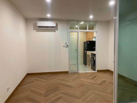 📌 For Sell Condo LA MAISON PHAHOLYOTHIN 24 Building 1, Floor 12,1 bed room, Room size 33 sqm