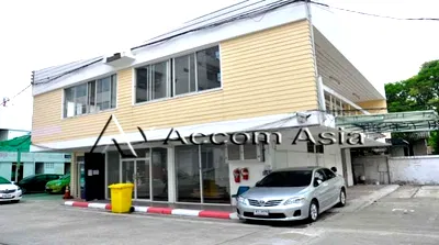 เช่าบ้านเดี่ยว เขตวัฒนา : 🔼🔽 AccomA 📩 Home Office 4 BR House in Khlong Tan Nuea (1620369)