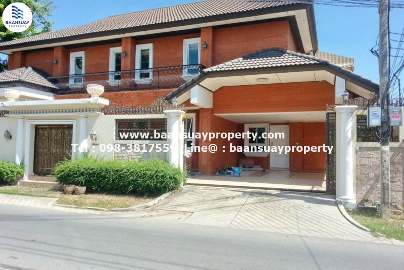 picture Single House 2 storey  fully furnisher  for rent on Sukhumvit 63 Rd. Near BTS Eakkamai    - 1/10