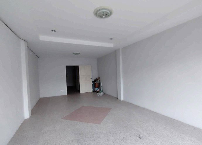 รูป อาคารพาณิชย์ เนื้อที่ทั้งหมด 79.6 ตารางเมตร 780 (ติดถนนโพธิ์กลาง) ตำบลในเมือง อำเภอเมืองนครราชสีมา นครราชสีมา ราคา 6,450,000 บาท - รูปที่ 16/23