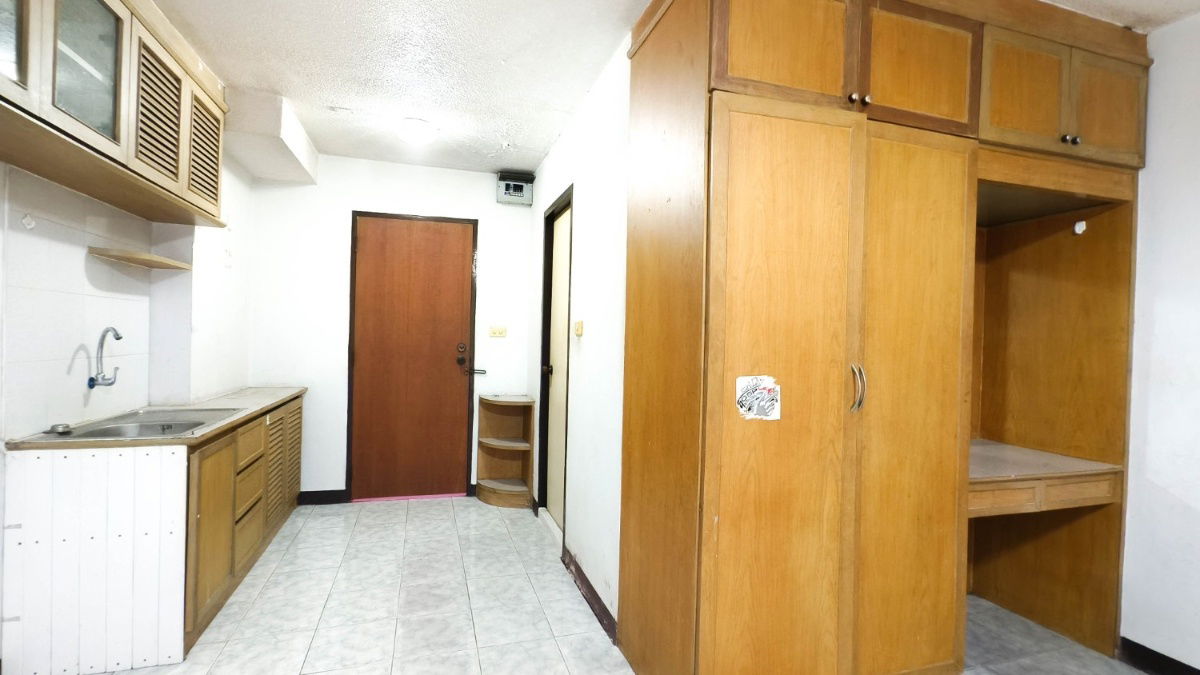 picture Sale condo for under a million, Thongpracha condo town 3,near skytrain - 17/22