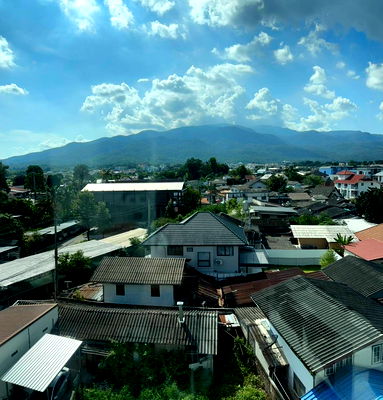 Condos for sale 700 Year Sports Arena Chiang Mai : Oneplus Suandok3 for Sale ! Near Hospital Suandok 