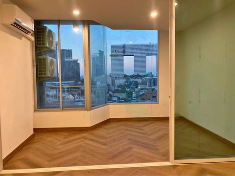 ขายคอนโด ลาเมซอง พหลโยธิน 24 อาคาร 1 ชั้น 12 1 ห้องนอน ขนาด 33 ตรม ใกล้ โรงพยาบาลวิภาวดี