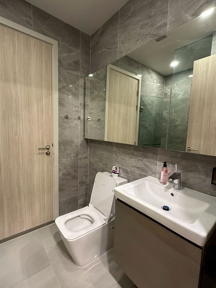 picture Wish Signature 2 Midtown Siam【𝐑𝐄𝐍𝐓】🔥Modern high-end look with black furniture and gold accents with subtle sparkles🔥 Contact Line ID: @hacondo - 8/8