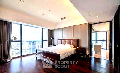 Condos for rent Sathon : 4-BR Condo at The Met Sathorn near BTS Chong Nonsi (ID 2450532)