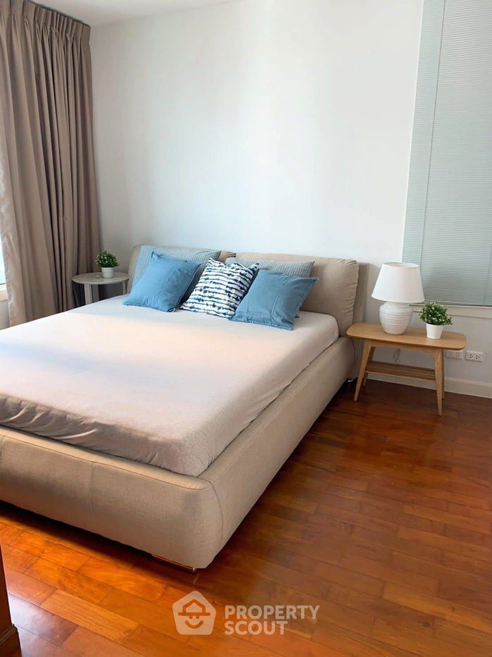 picture 1-BR Condo at Siri Residence Sukhumvit near BTS Phrom Phong (ID 2450620) - 2/13