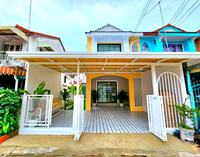 ทาวน์โฮม แม็คโคร บางบัวทอง : ขายทาวน์เฮ้าส์ 2 ชั้น หลังมุม สิรารมย์ บ้านกล้วย-ไทรน้อย บ้านรีโนเวทใหม่ พร้อมอยู่  ราคาพิเศษเพียง 2.19 ล้านบาท ฟรีโอน