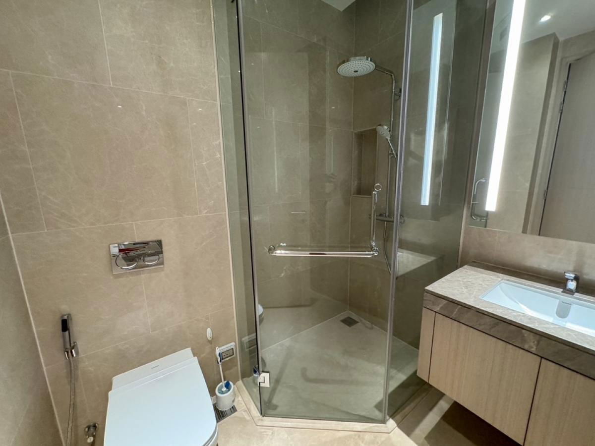 picture For rent 📍 Magnolias Waterfront Residences 📍 2 bedrooms, 2 bathrooms, fully furnished and equipped with appliances - 8/10