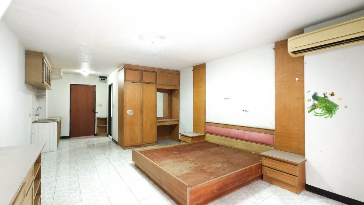 picture Sale condo for under a million, Thongpracha condo town 3,near skytrain - 1/22