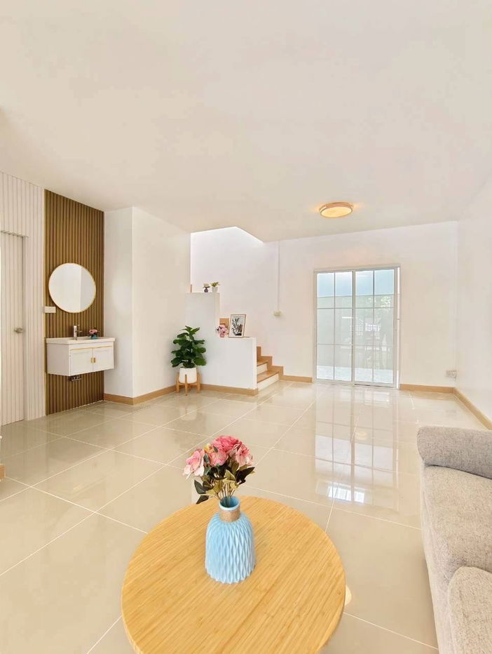 รูป ฟรีโอน! ทาวน์เฮ้าส์ 2 ชั้น พฤกษา 18/1 บางใหญ่ | ตกแต่งใหม่พร้อมเฟอร์ฯ | ใกล้ BTS/Westgate | 2.09 ลบ. - รูปที่ 4/20