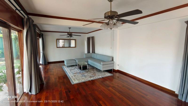 picture 🏡🌳 🔥 !Detached House in the Heart of Phaya Thai (Soi Ari/Sailom) 237 sq.wa, 800 sqm with Private Swimming Pool 🏊 Near BTS Ari - 16/20