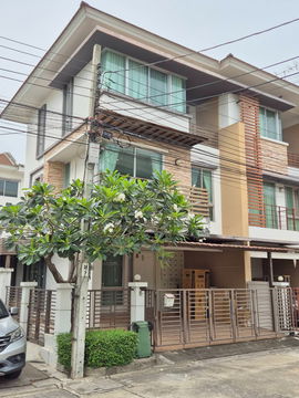 ทาวน์เฮ้าส์ งามวงค์วาน 25 หมู่บ้านพลัส ซิตี้ พาร์ค