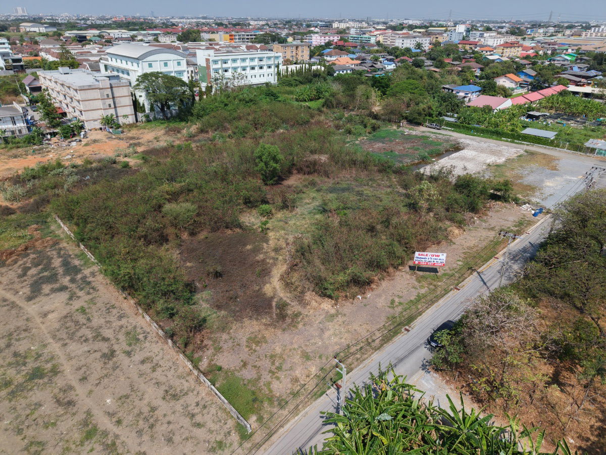 รูป ขายที่ดิน 2 ไร่ 1 งาน 64 ตร.วา กรุงเทพกรีฑา 20 แยก 7 ใกล้ รร.นานาชาติ Brighton และ Wellington ใกล้สนามกอล์ฟ ยูนิโก้ Airport Link บ้านทับช้าง - รูปที่ 5/13