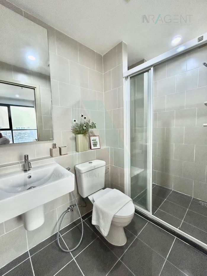 picture For Sell Condo THE BASE RAMA 9 - RAMKHAMHAENG Building 1, Floor 35,Studio, Room size 25 sqm - 7/8