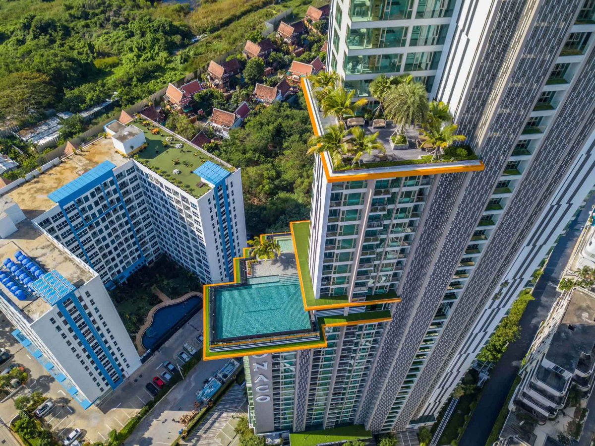 picture Luxury Condo Pattaya for Sale - The Riviera Monaco corner room  with Jaguzzi sea view - 13/17