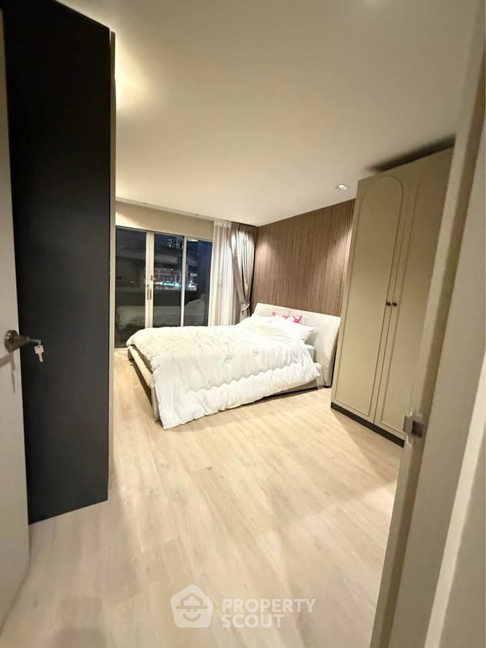 รูป คอนโด 2-ห้องนอน ที่ วิทยุ คอมเพล็กซ์ คอนโดมิเนียม ใกล้ BTS เพลินจิต (ID 2450742) - รูปที่ 7/15