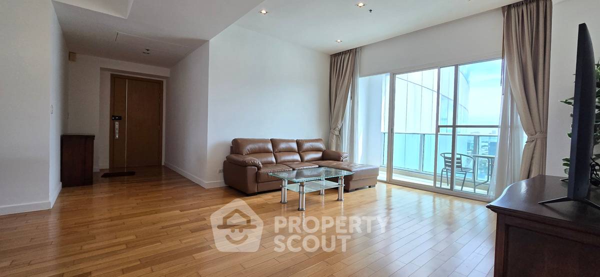 รูป คอนโด 3-ห้องนอน ที่ มิลเลนเนียม เรสซิเด้นส์ แอท สุขุมวิท คอนโดมิเนียม ใกล้ BTS อโศก (ID 2249151) - รูปที่ 1/18