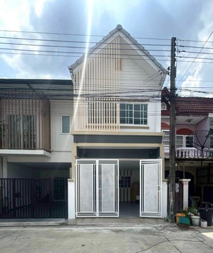 ฟรีโอน! ทาวน์เฮ้าส์ 2 ชั้น ฉัตรณรงค์วิลล่า 3 ลำลูกกา | ใกล้ BTS คูคต | ตกแต่งใหม่! | 1.89 ลบ.