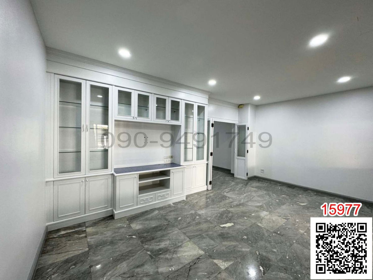 รูป ขาย ทาวน์เฮ้าส์ 4 ชั้น หมู่บ้าน วราธรวิลล์ พัฒนาการ 44 - รูปที่ 17/19