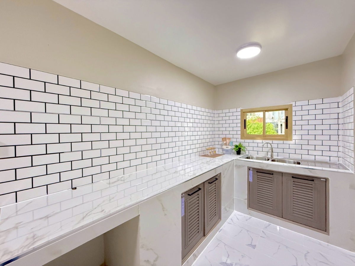 รูป ทาวน์เฮ้าส์ 2 ชั้น บัวทอง 4 หลังมุม | 33 ตร.วา | ถนนเมน ต่อเติมจัดเต็ม | 2.79 ลบ. ฟรีโอน!  - รูปที่ 16/20