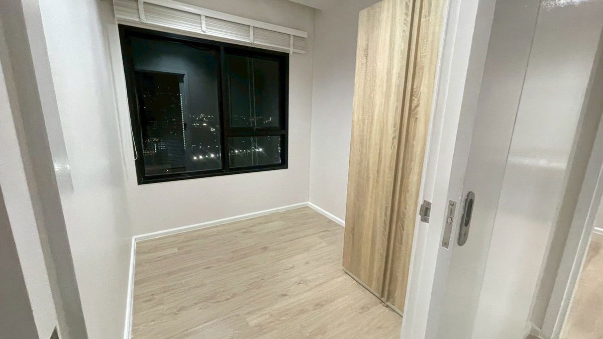 picture For Rent: Escent Festival, a condo that comes with all the conveniences of travel, next to Central Festival. - 11/15