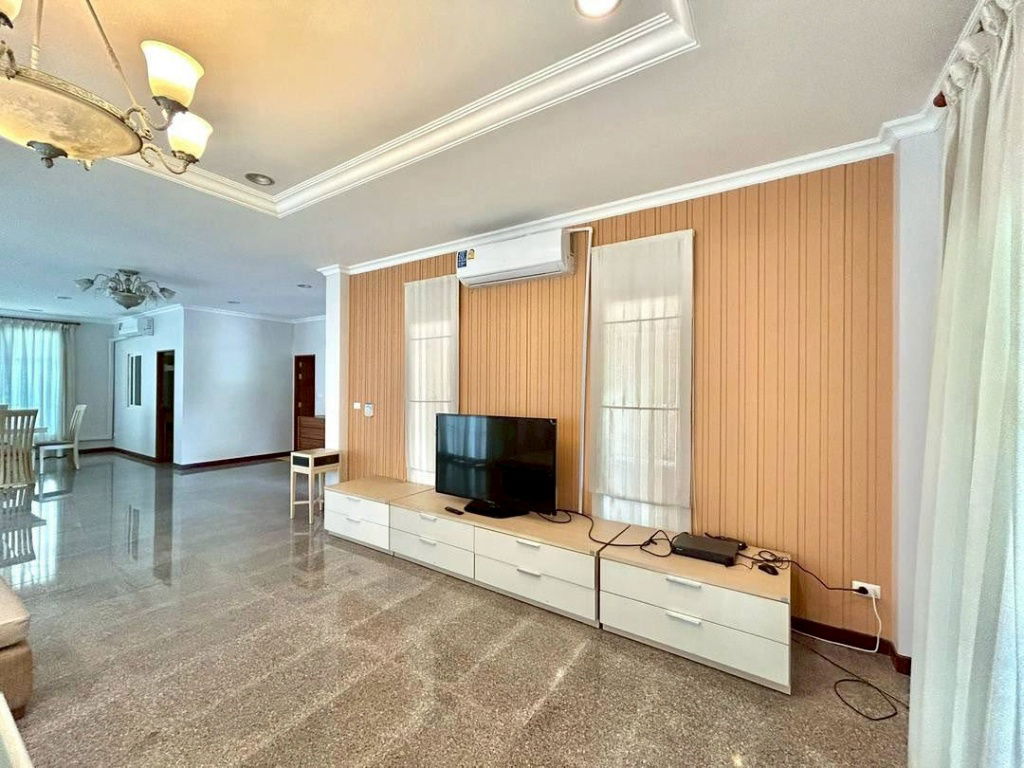 รูป LB098 ให้เช่า บ้านเดี่ยว 2 ชั้น หมู่บ้านลุมพินี สวนหลวง ร.9 บ้านเดี่ยวสวย พร้อมอยู่ บนทำเลเงียบสงบ และสิ่งอำนวยความสะดวกครบครัน - รูปที่ 7/15