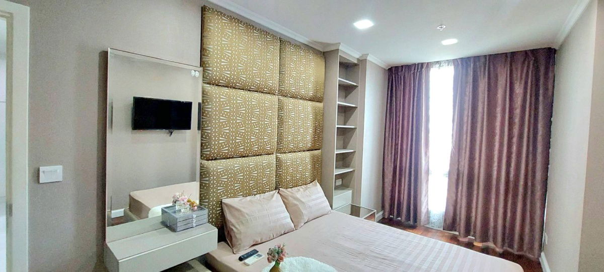 picture For rent 2 bedroom, 6th Fl., The Metropolis Samrong Interchange. 1 min to BTS Samrong Station - 10/23