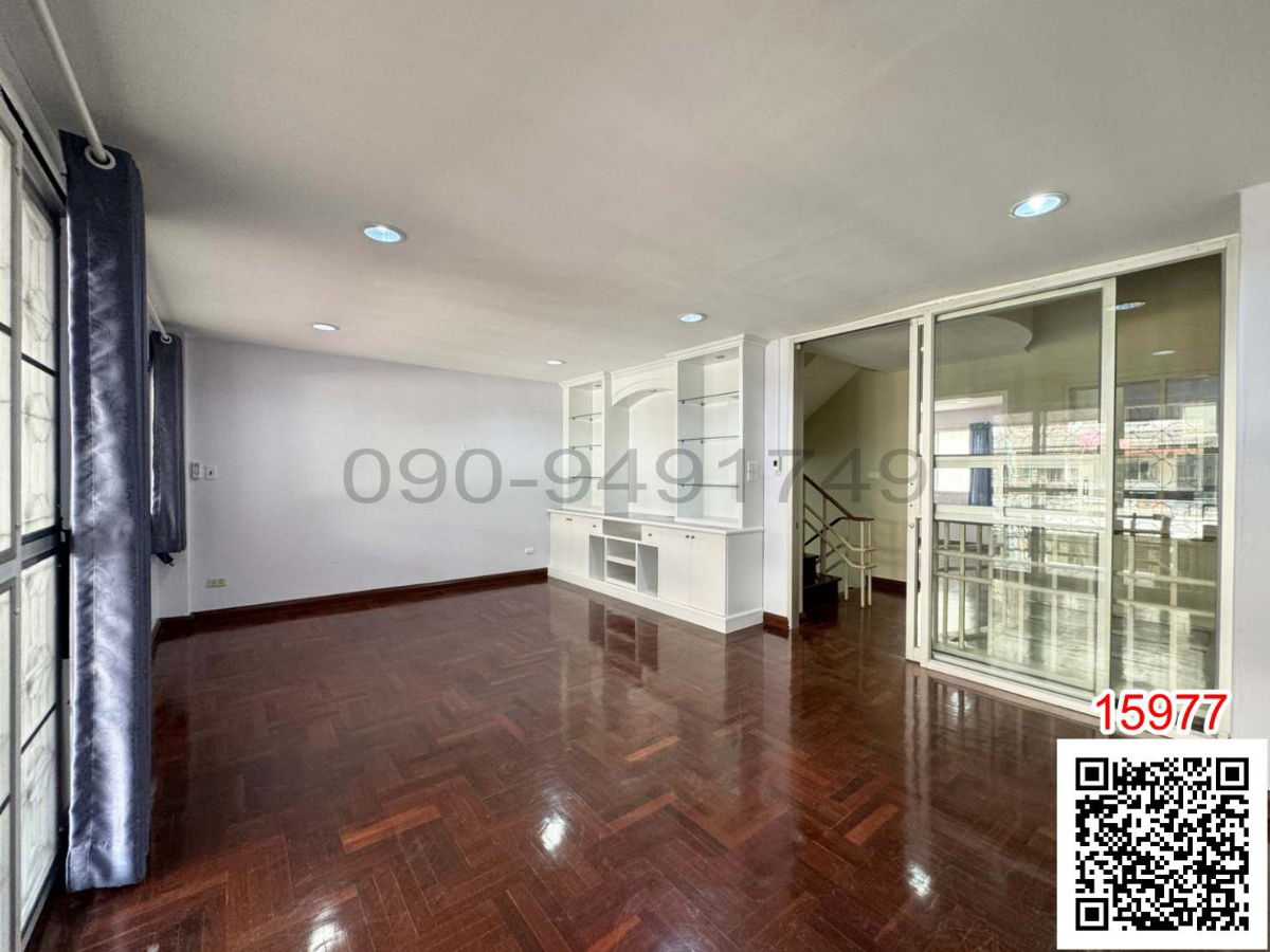 รูป ขาย ทาวน์เฮ้าส์ 4 ชั้น หมู่บ้าน วราธรวิลล์ พัฒนาการ 44 - รูปที่ 12/19